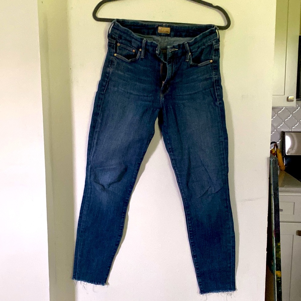 Mother jeans looker fray in girl crush